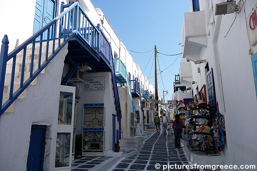 Alley in Mykonos Town.